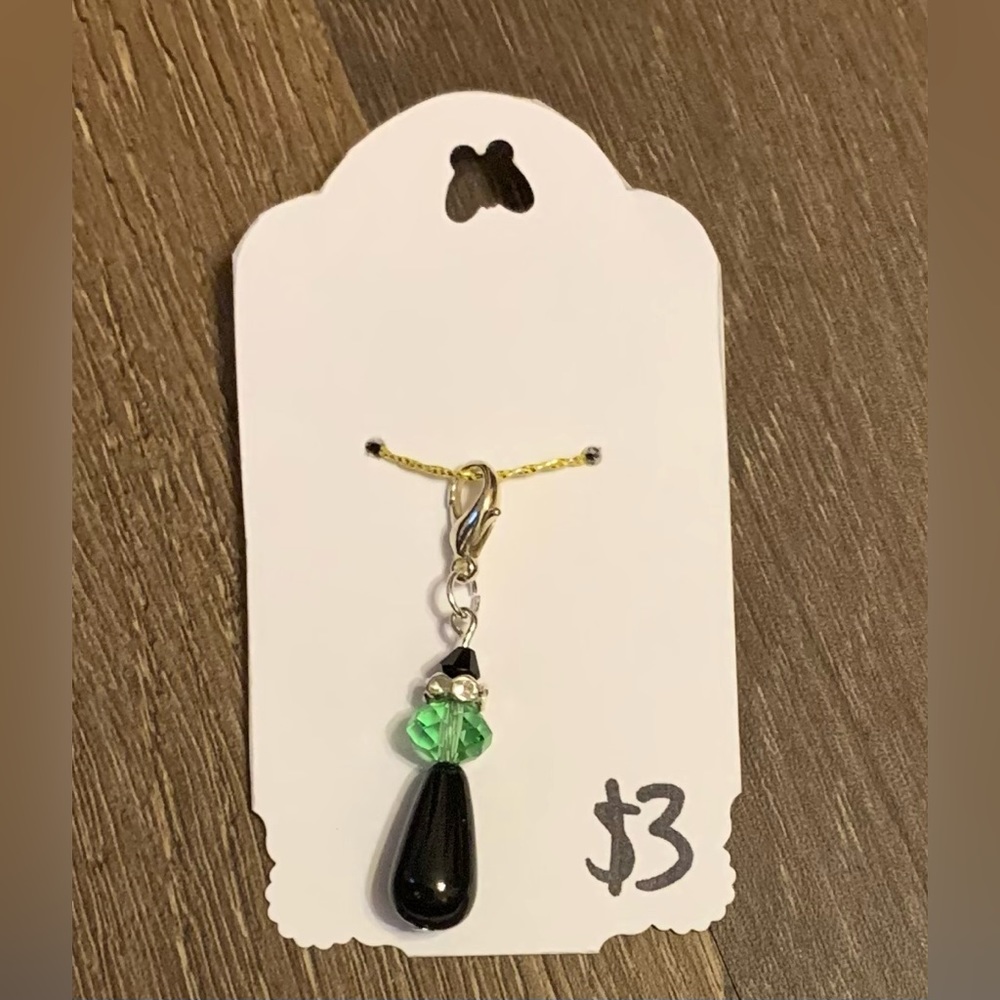 Stitch markers. For knitting and crochet. Handmade. Lobster clip. Witch.
